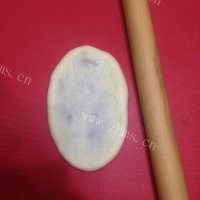 自制豆沙卷面包做法图解13)