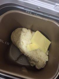 自己做的椰蓉面包做法图解2)