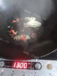 家常菜炒三样做法图解4)