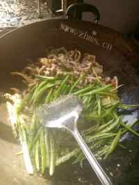 家常菜尖椒肉片做法图解6)