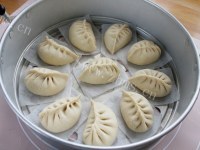 好吃的西葫芦牛肉包子做法图解8)