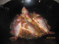 好吃的砂锅焖鱼的做法图解十二