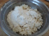 健康美味的芝麻山药糯米饼做法图解4)