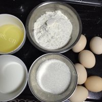 垂涎欲滴的杯子蛋糕做法图解1)