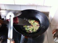 营养肉炒土豆丝做法图解4)