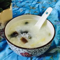 美味的皮蛋粥