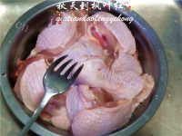 开胃的腐乳豆豉蒸鸡做法图解2)
