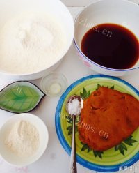 美味的方瓜馅广式月饼做法图解1)