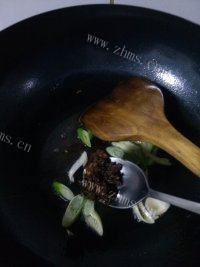 自制山楂红烧肉做法图解6)