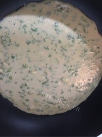 简单版葱花鸡蛋饼做法图解5)