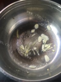 鲜美可口的黄瓜炒鸡蛋做法图解5)