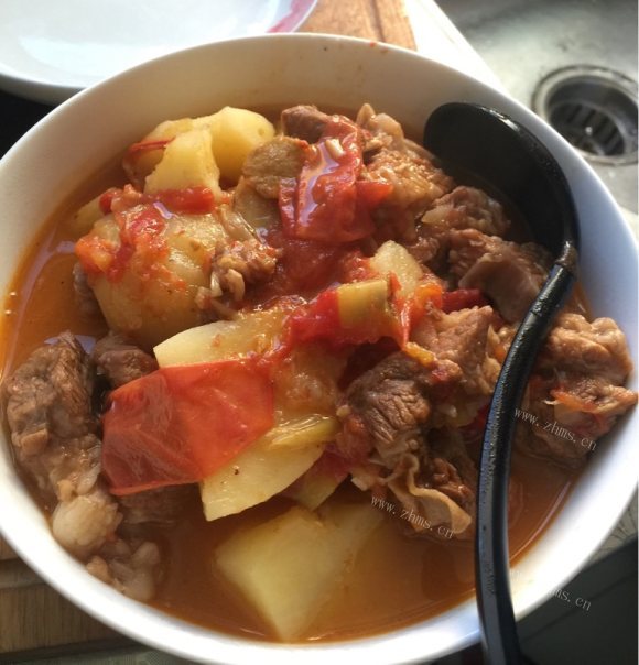 牛肉炖西红柿