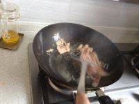 简易版长豆角炒肉做法图解4)