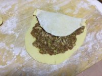 简易的发面肉饼做法图解7)
