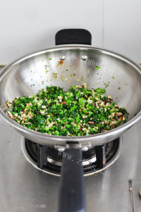 美味的香菇青菜包做法图解7)