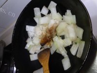 家常菜素炒冬瓜做法图解4)