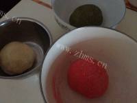 自制西瓜吐司做法图解3)