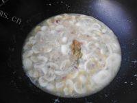 美味的奶油蘑菇浓汤做法图解7)