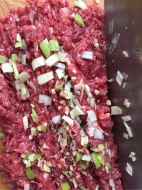牛肉丸子萝卜汤做法图解3)