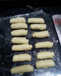 自制鲜肉酥饼做法图解3)