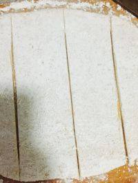 花生蜂蜜萨其马做法图解10)