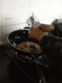 玉盘珍馐的酸菜鱼做法图解9)