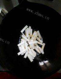 家常梭子蟹炒年糕做法图解3)