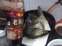 美味的酸汤鱼头做法图解6)