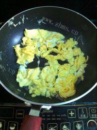 自制菠菜炒鸡蛋做法图解3)