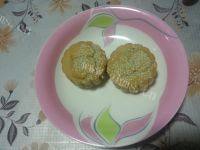 色泽光亮的紫薯月饼
