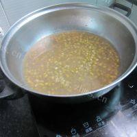 口感丰厚的双豆豆浆做法图解2)