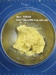 自制枫叶饼干做法图解4)