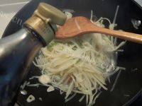 醋溜土豆丝做法图解7)