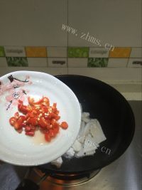 美味的双椒鱿鱼做法图解4)