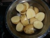 土豆红烧肉做法图解2)