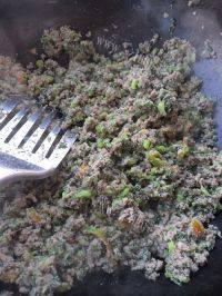 茼蒿炒豆渣