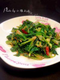 家常菜素炒菠菜
