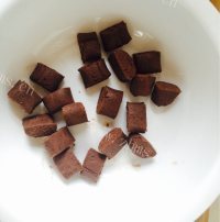 好吃的无添加巧克力奶糖做法图解8)