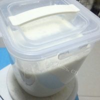 美味的淡奶油酸奶做法图解7)