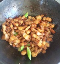 香飘十里的土豆炖肉做法图解6)