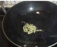 「DIY美食」清炒虾仁做法图解3)
