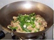 腐竹烧肉做法图解11)