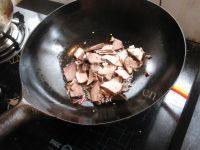 双椒炒牛肉做法图解4)