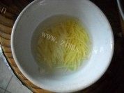 消脂清火之皮蛋冻豆腐做法图解6)