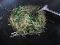 家常菜韭菜土豆丝