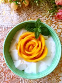 家常菜杏仁豆腐
