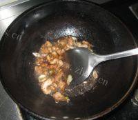 家常土豆豆角炖肉做法图解4)