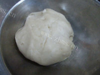 樱花酥皮月饼做法图解8)