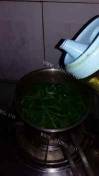 营养丰富的菠菜汤做法图解4)