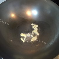 美味的上汤丝瓜做法图解3)